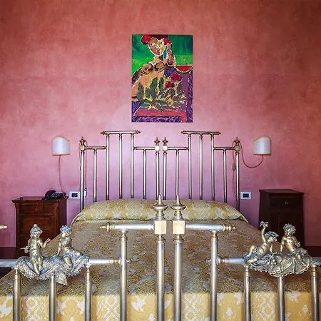 Hotel Henry's House Syracuse