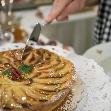 Henry's House Szálloda 4*