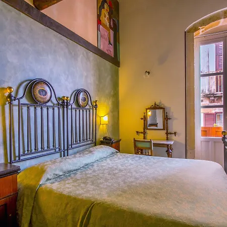 Szálloda Henry's House 4*