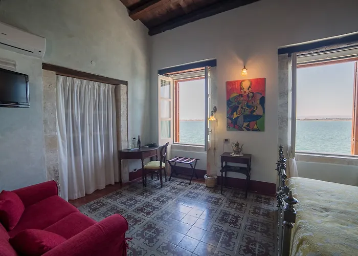 Hotel Henry's House 4*