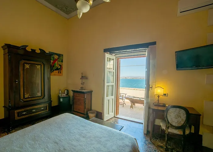 Hotel Henry's House 4*