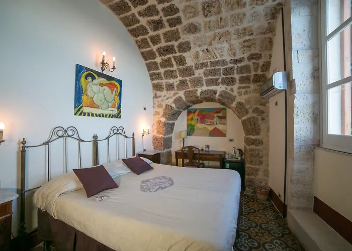 Hotel Henry's House 4*