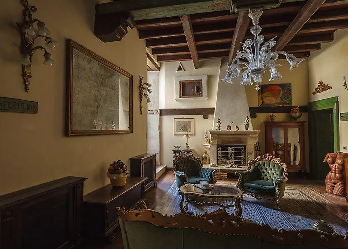 Henry's House Syracuse